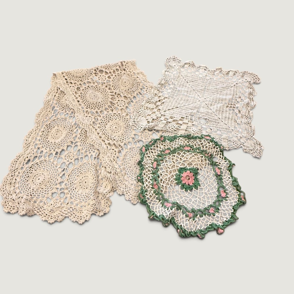 Primitive Crochet Doily Runner Lot Cream White Vintage Handmade Lace Floral 3pc